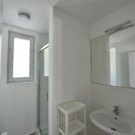 Oliver 3 * שיופוק